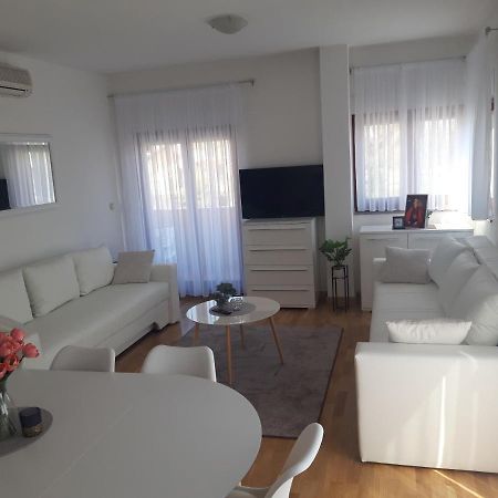 Marys Home Apartment Medugorje Exterior foto