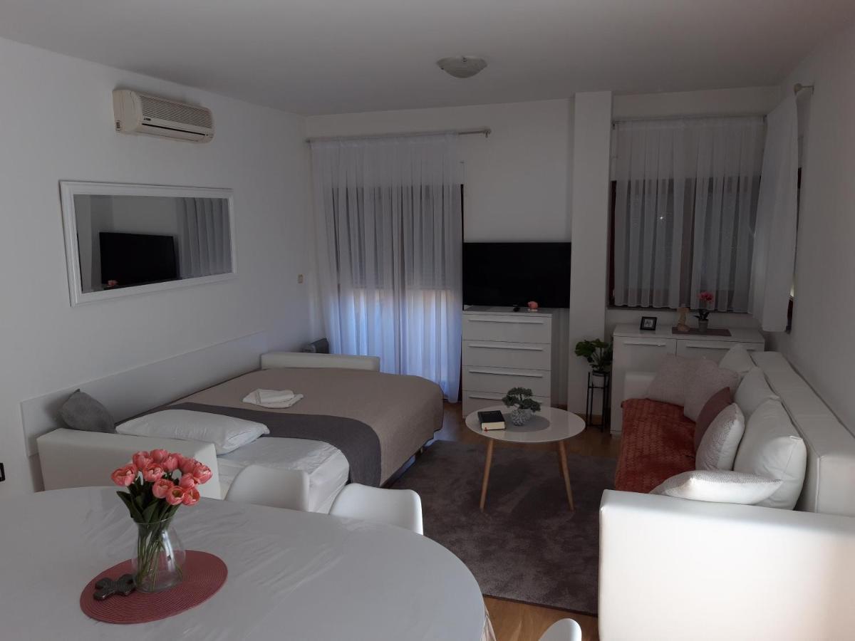 Marys Home Apartment Medugorje Exterior foto