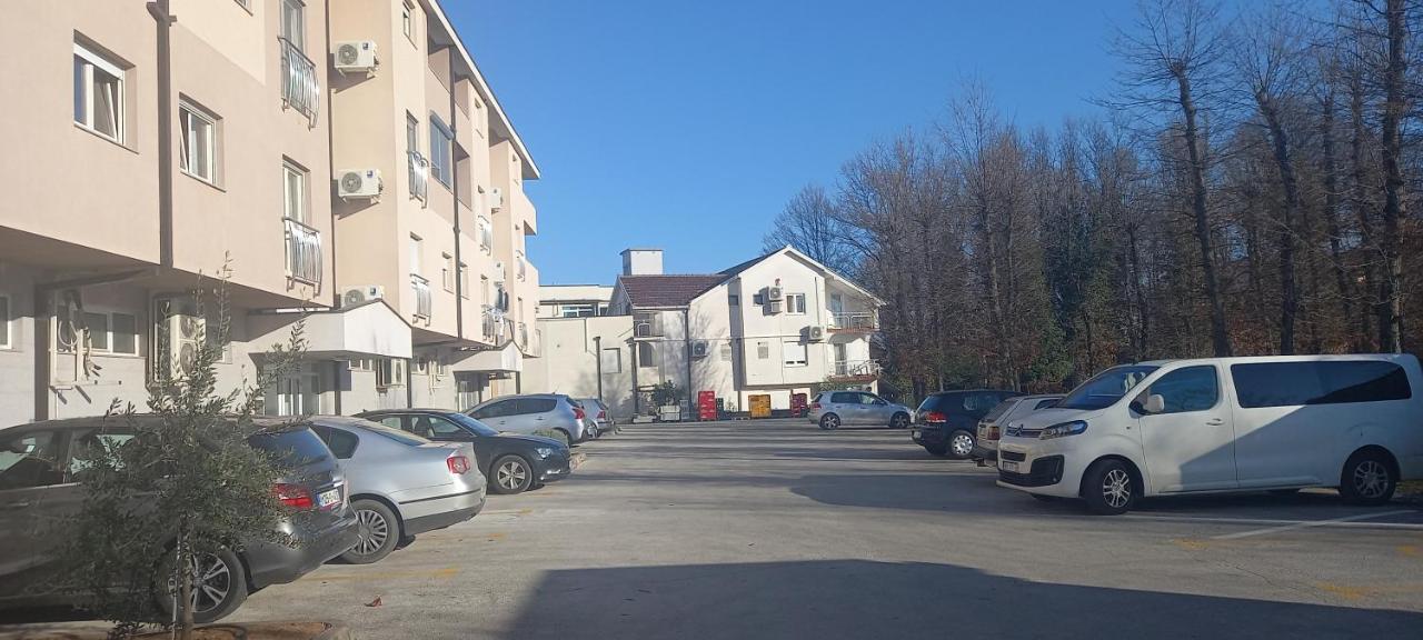 Marys Home Apartment Medugorje Exterior foto