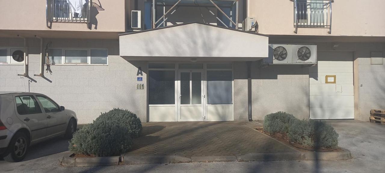 Marys Home Apartment Medugorje Exterior foto